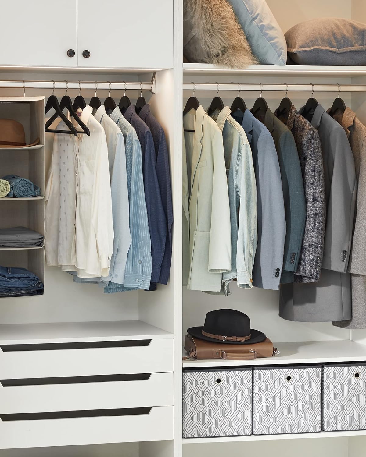 SONGMICS Wooden Clothes Hanger