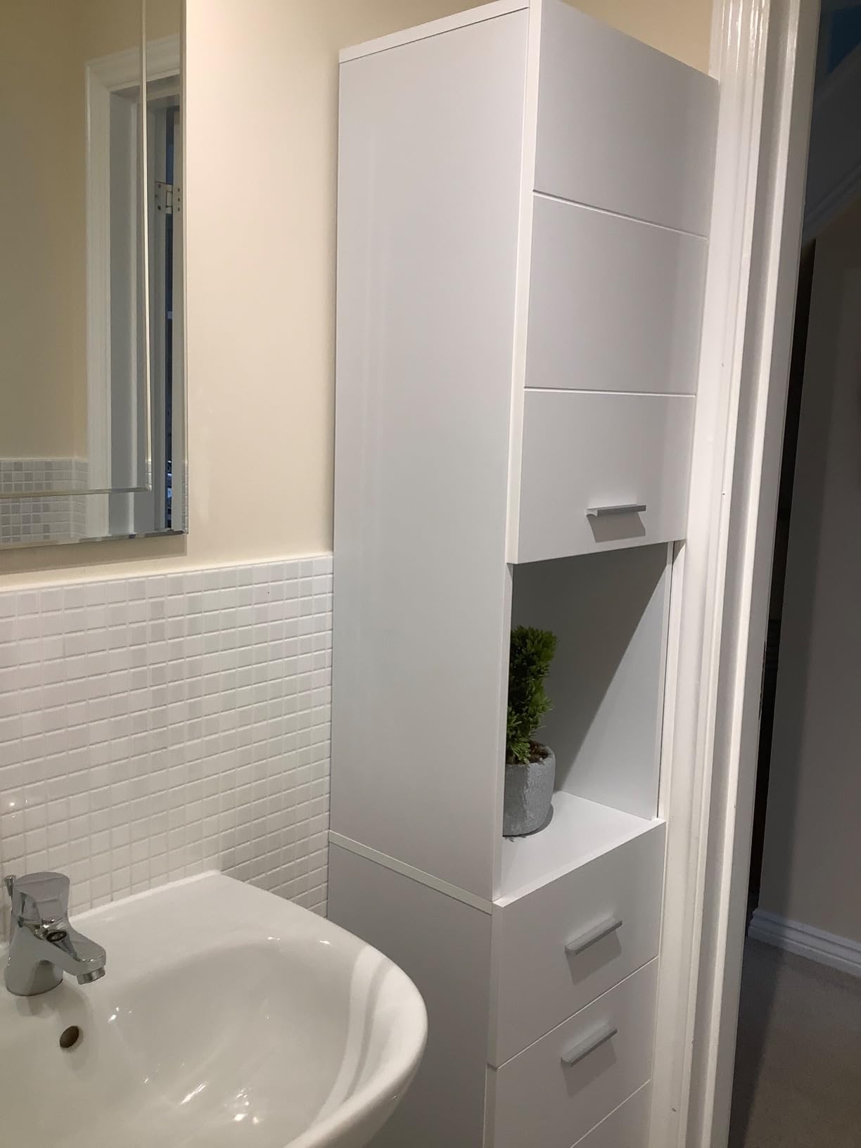 Homfa White Bathroom Storage Cabinet with Doors and Shelves, Modern Wood Style