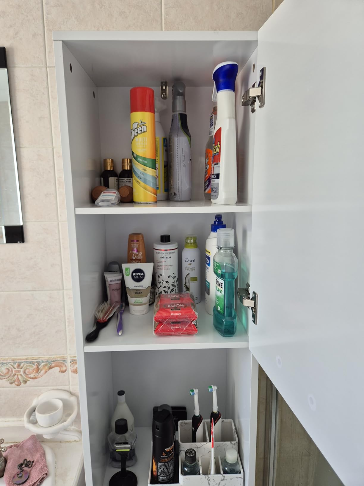 Homfa White Bathroom Storage Cabinet with Doors and Shelves, Modern Wood Style