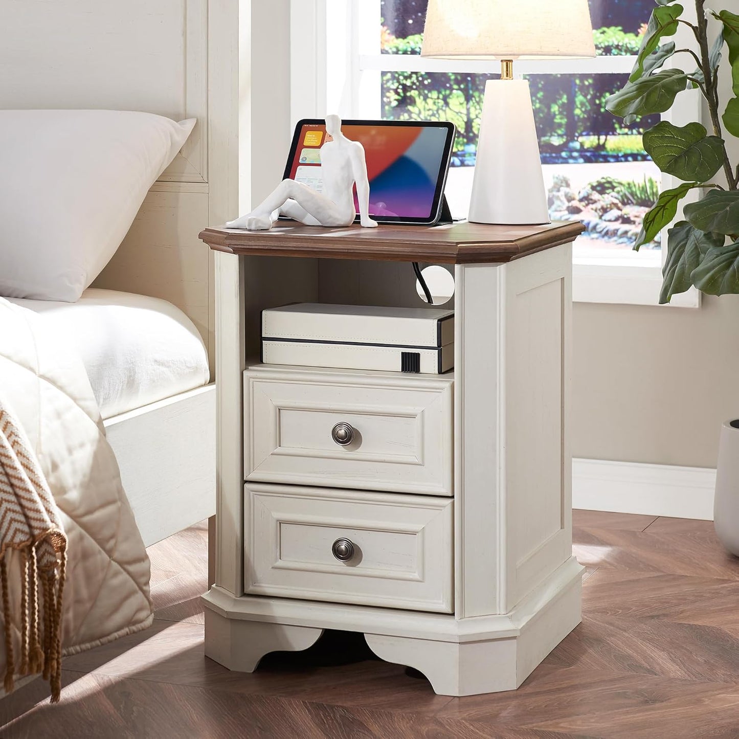 T4TREAM Vintage Nightstand VSC18ST-ROWAW