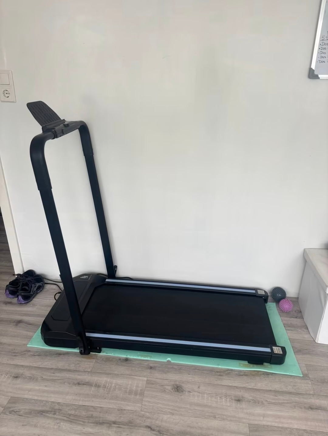 BK Barbara Klein 2-in-1 Treadmill