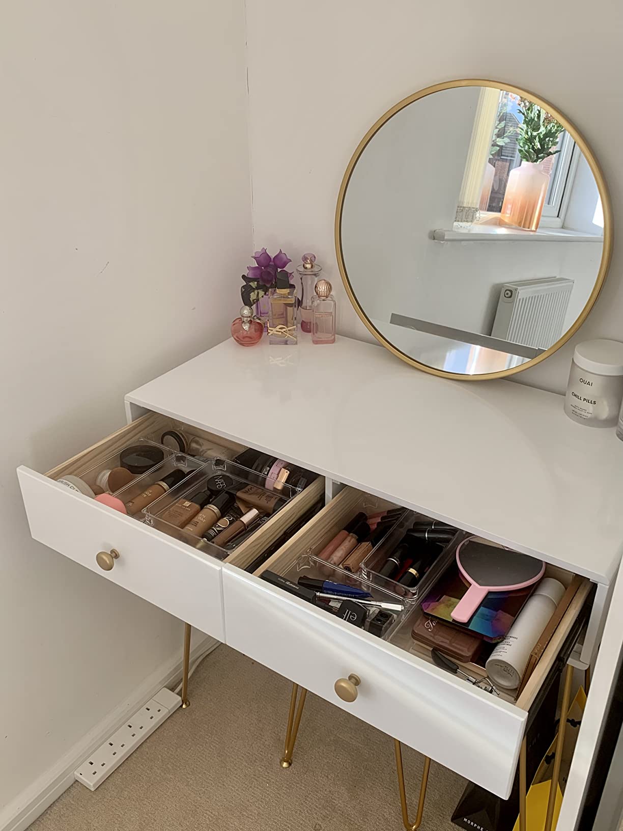 EUGAD Dressing Table with Stool and Wall Mount Mirror makeup vanity